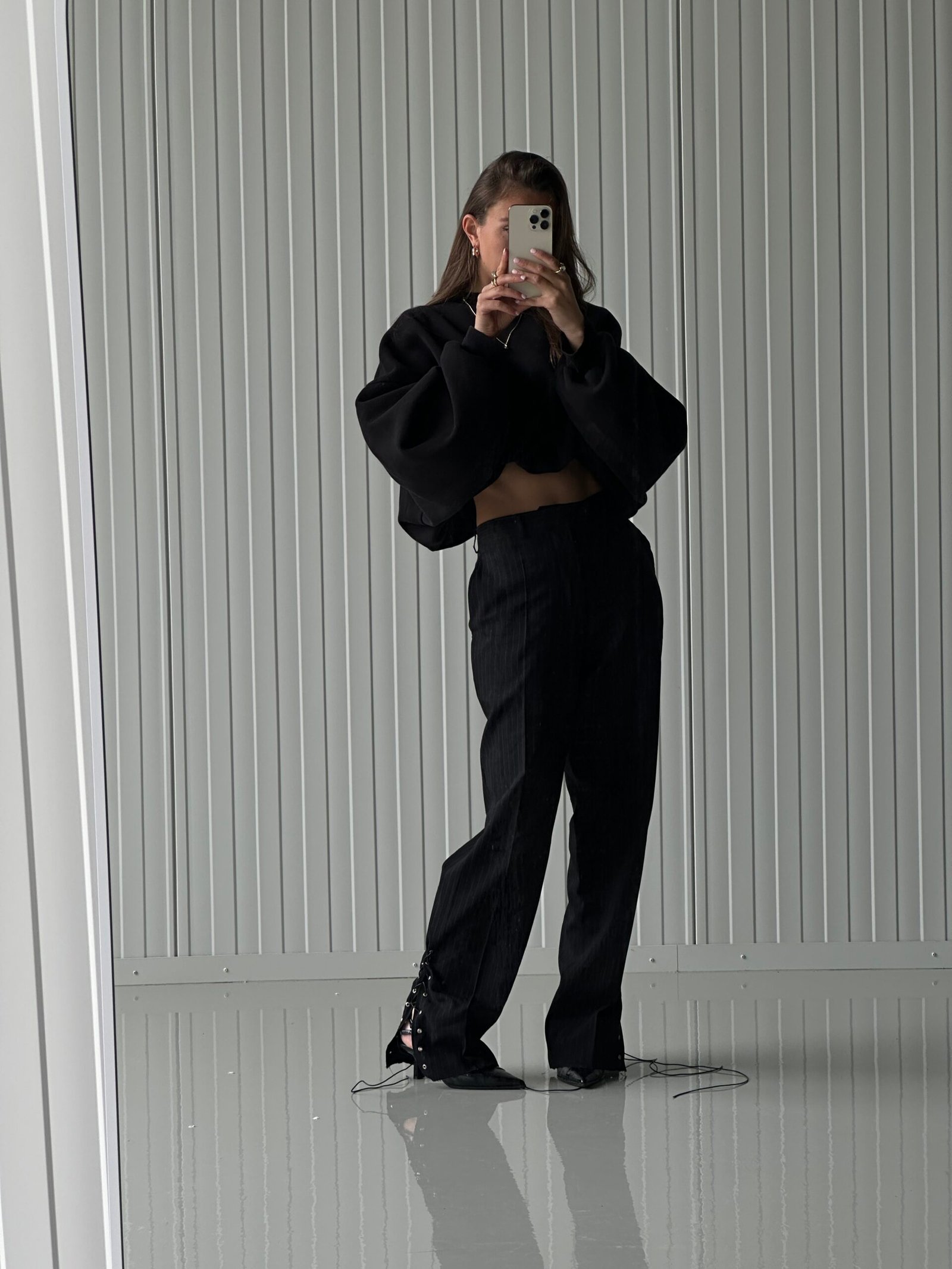 Not to tie down | Trousers - Image 2