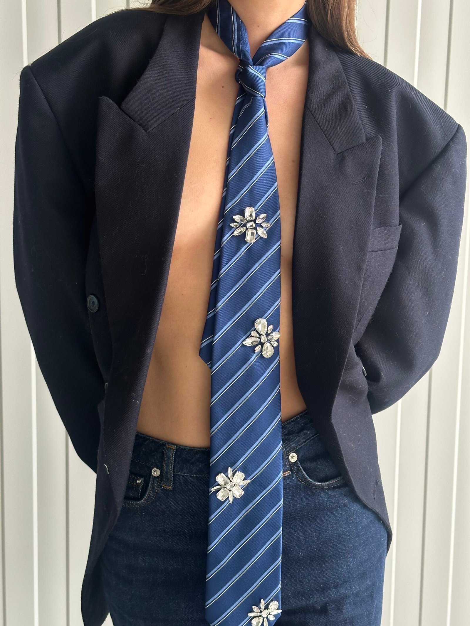 Tie to die for - Image 3