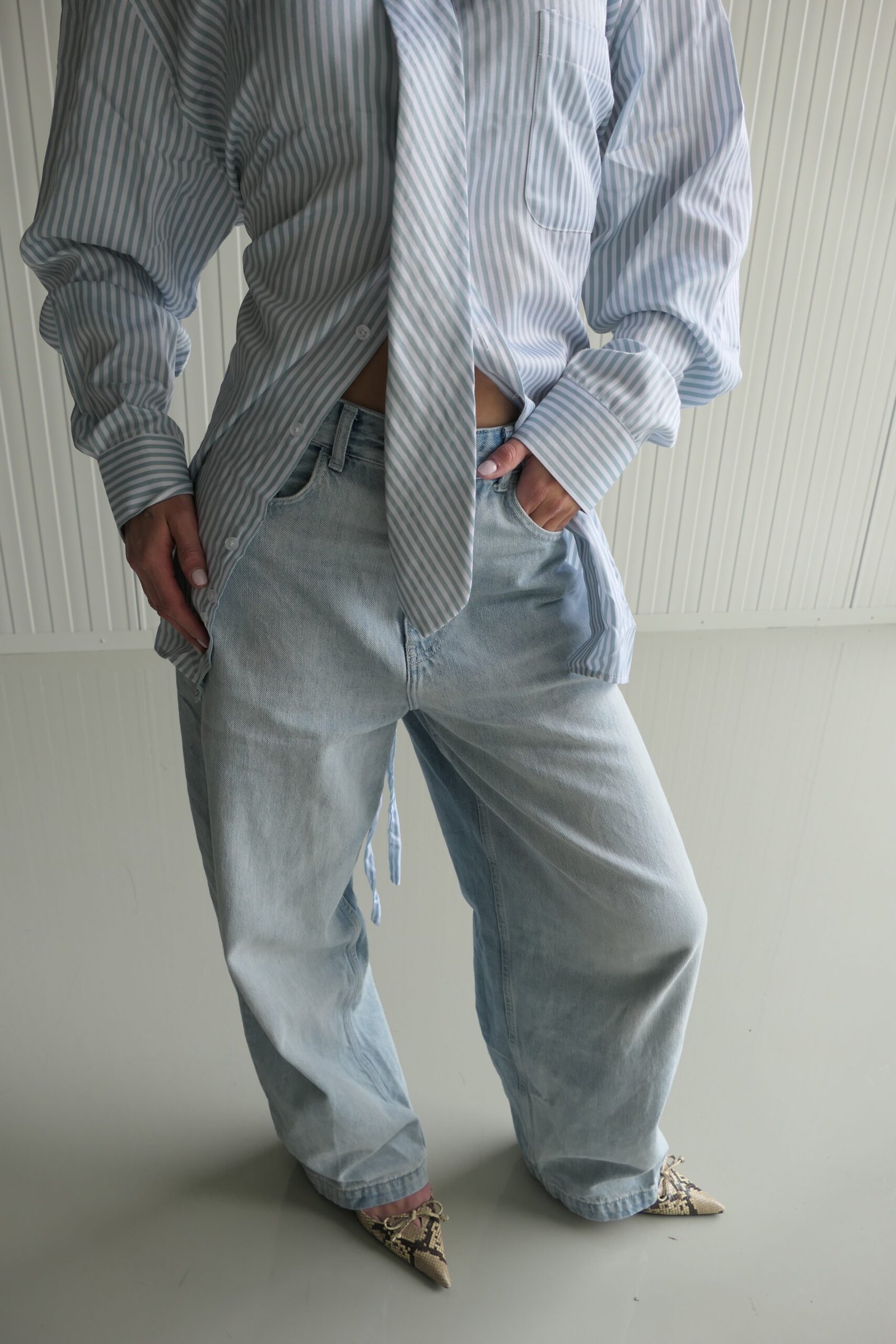 Not to behave | Blouse - Image 4
