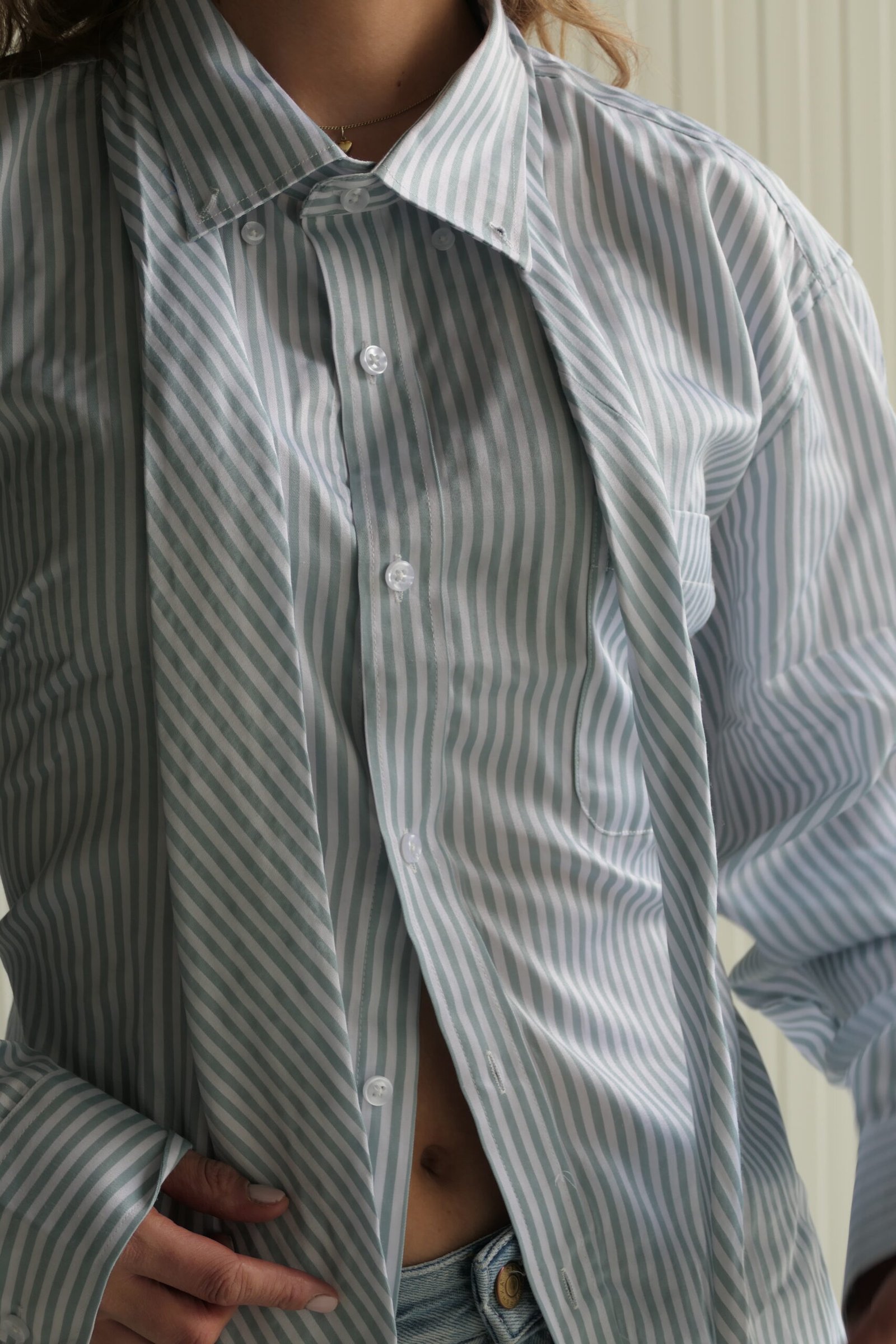 Not to behave | Blouse - Image 3