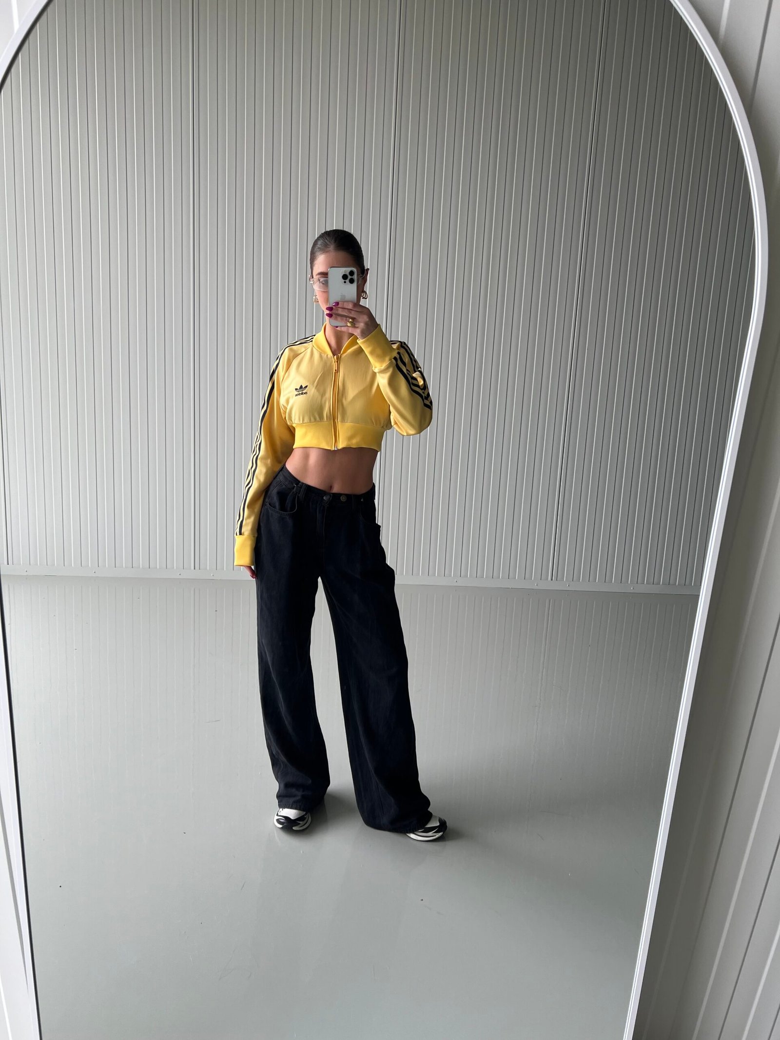 Fit in | Top - Image 4